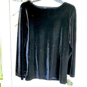 Vintage Chicos Design Beautiful black velvet Longsleeve Dressy Top size 1